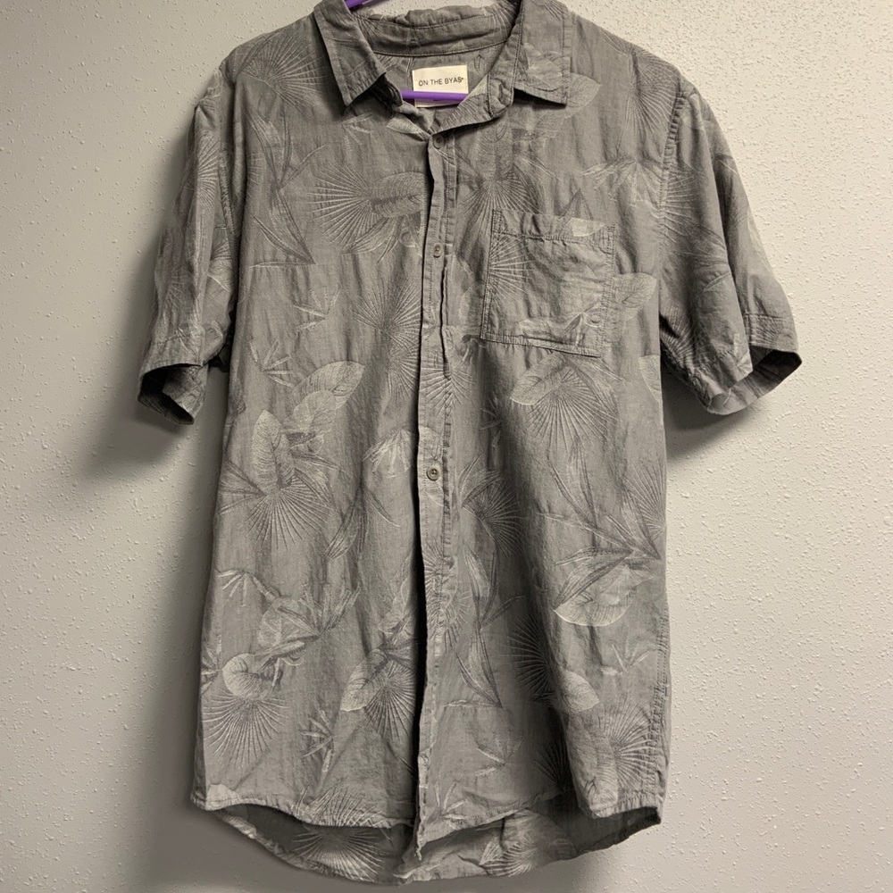 Men’s floral button down shirt